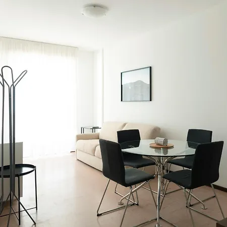 54 - Bilocale Fronte Con Terrazzo E Parcheggio