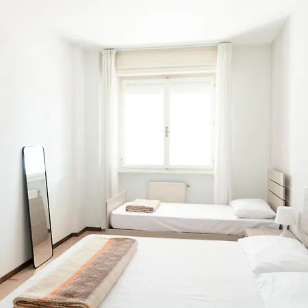 54 - Bilocale Fronte Con Terrazzo E Parcheggio