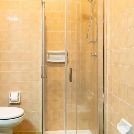 54 - Bilocale Fronte Con Terrazzo E Parcheggio * Lignano Sabbiadoro